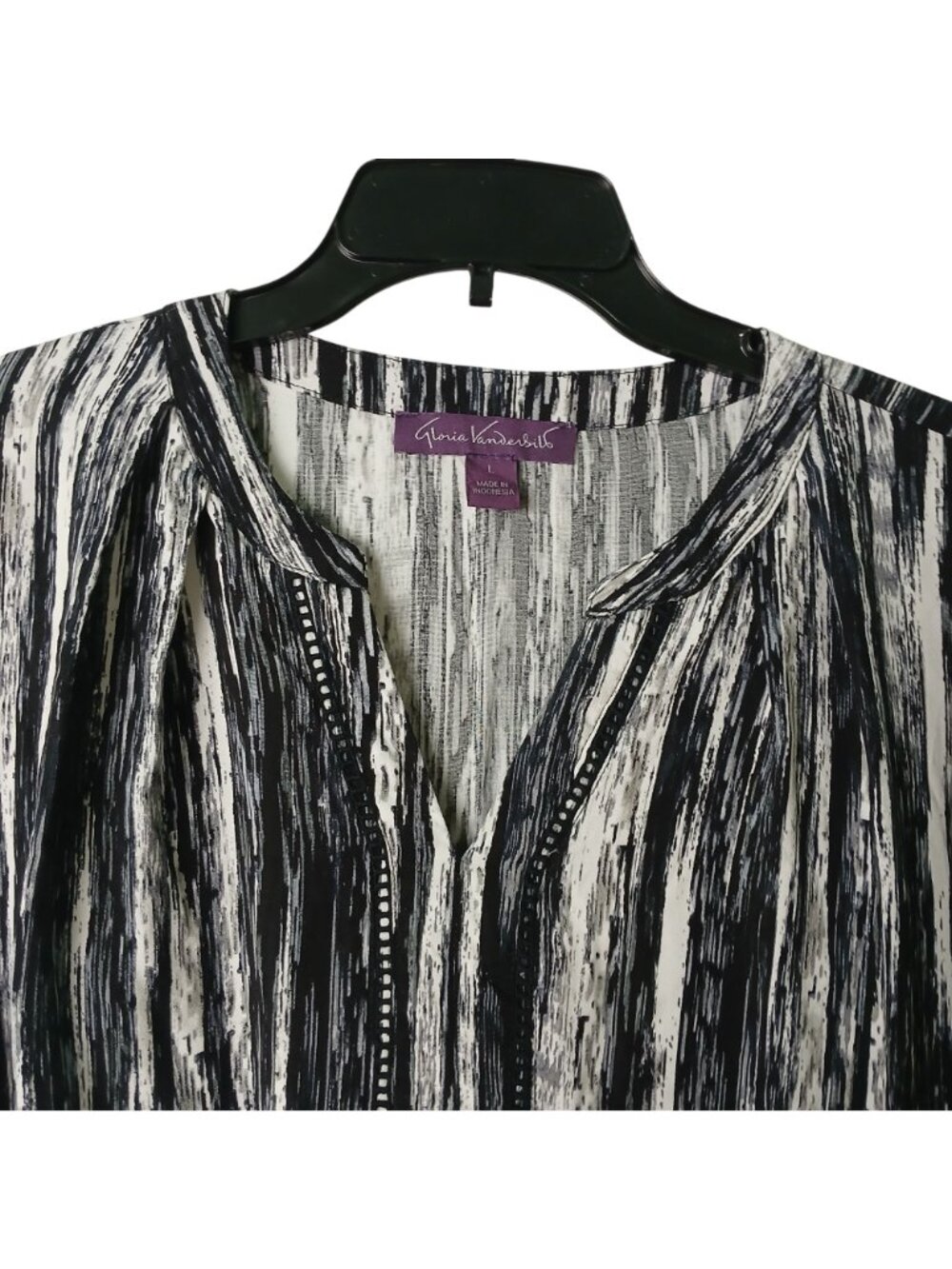 Gloria Vanderbilt Women's Large Nova Flutter Sleeve Blouse Black White #D-37 - Picture 4 of 7